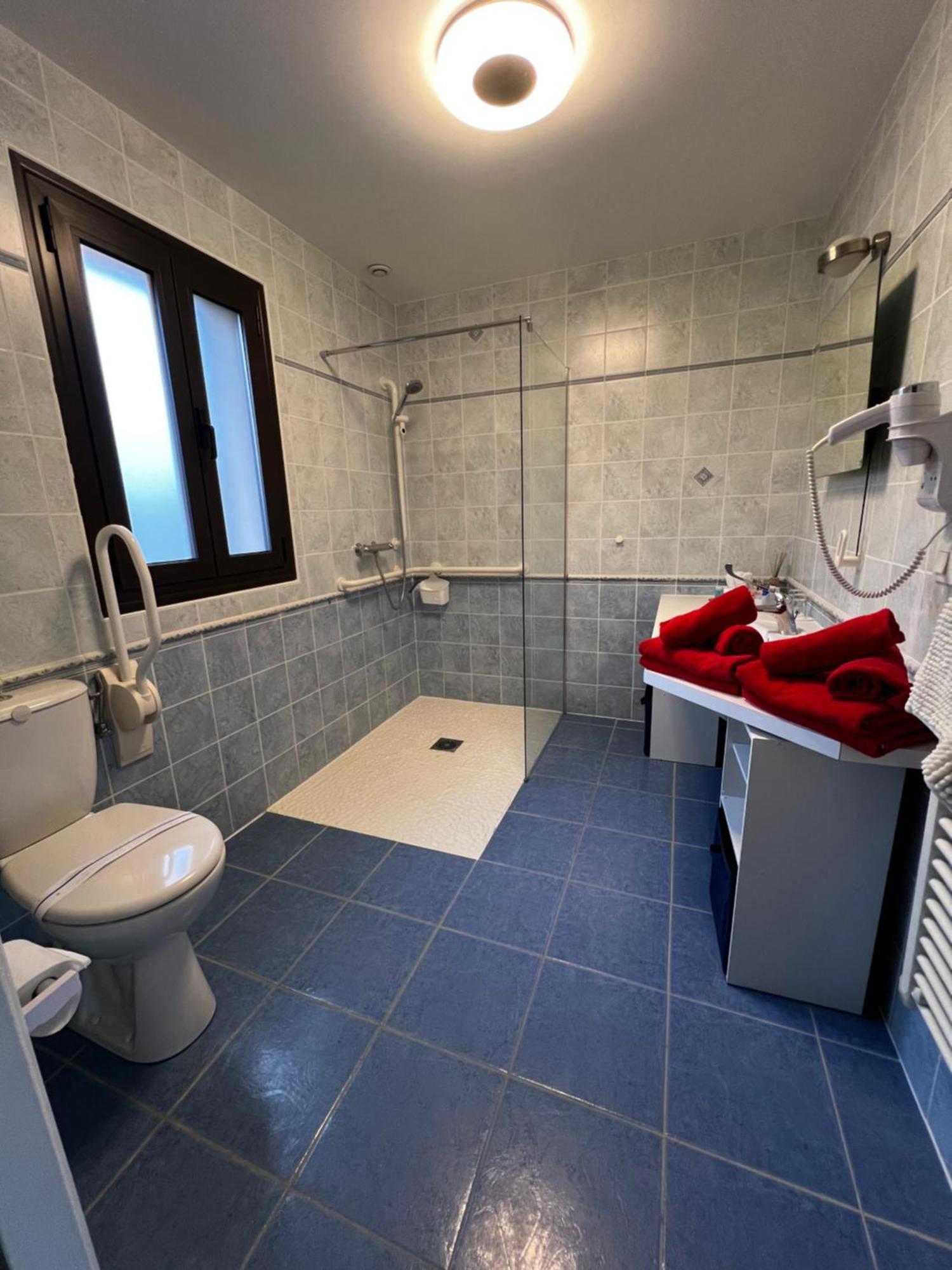 Maison Hyacinthe Of Tournesol Geniet In Luxe Castelnaud La Chapelle Luaran gambar